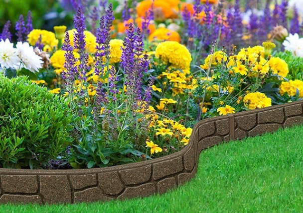 Backdate 1  Unique Flower Bed Ideas For Lawn Lovers - GreenGold Landscaping