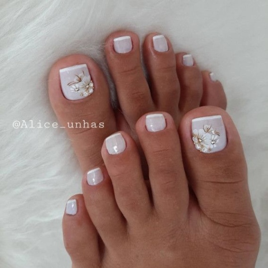 Backdate 3  Pretty Pedicure Designs & Trends  : French Pedicure With