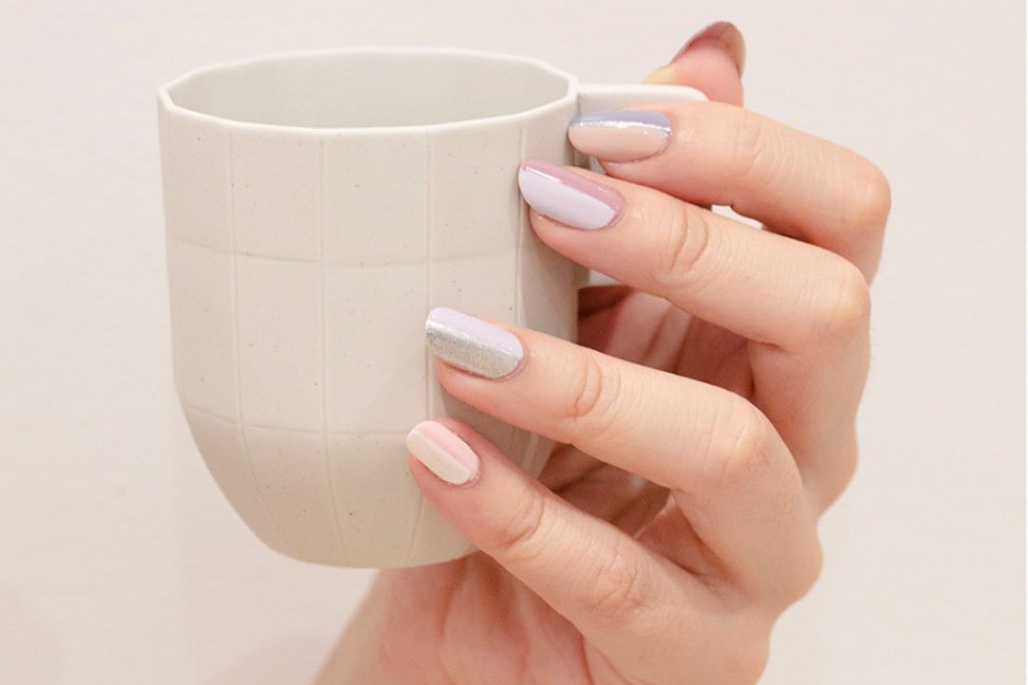 Niche Utama 1  Easy Nail Art Designs That Even Shaky Hands Can Do