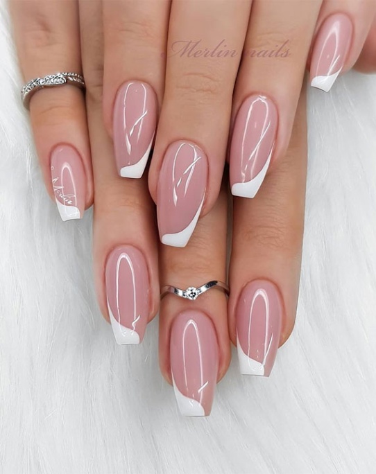 Niche Utama 2 Best French Manicure Ideas That Are Actually Pretty I Take You