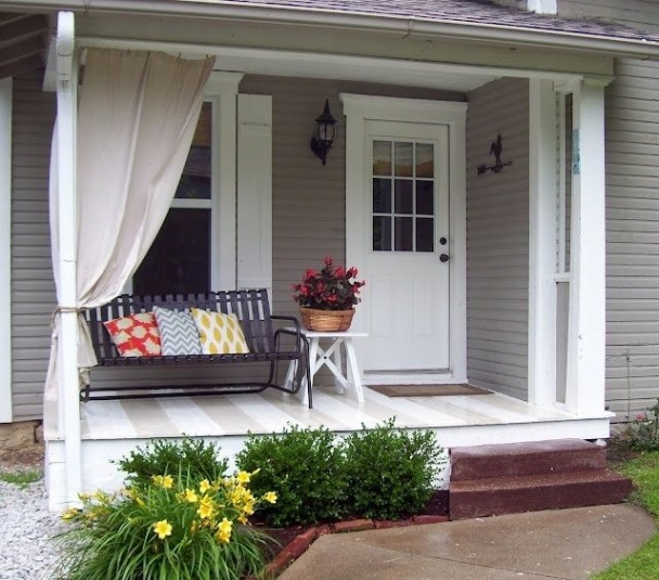 Niche Utama 2  Cool Small Front Porch Design Ideas - DigsDigs