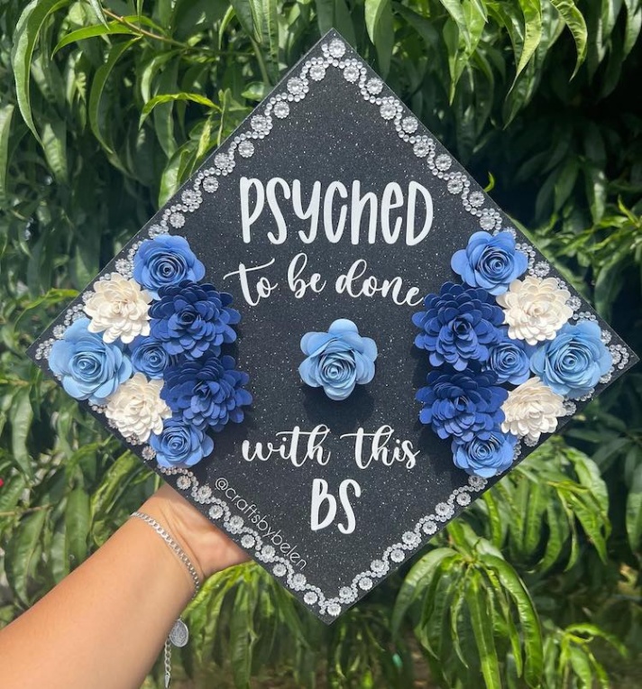 graduation caps design ideas Niche Utama 2 Creative Graduation Cap Ideas Perfect for Grads Who Like to Get Crafty